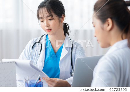women, doctor, hospital women, doctor, hospital 62723893