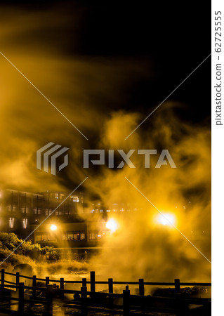 雲仙地獄（Sei-hen地獄）點亮[雲仙市長崎縣] 62725555