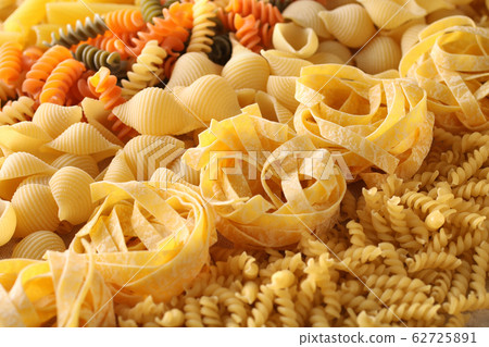 各種類型的麵食 62725891