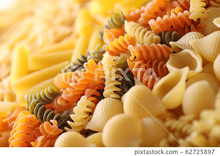 Various types of pasta 62725897