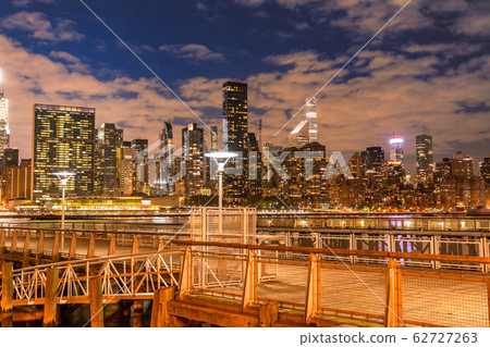 "New York" Manhattan night view, from Gantry Plaza State Park "New York" Manhattan night view, from Gantry Plaza State Park 62727263