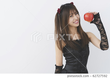 角色扮演的女人 62727592