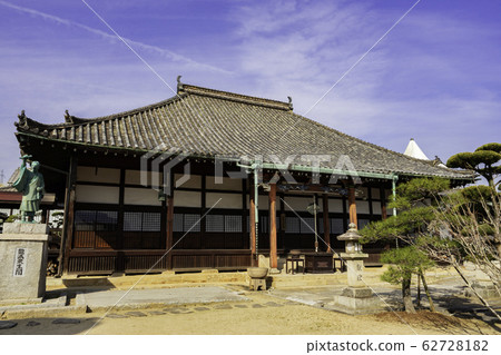 Jinoji Temple Main Hall, Fukuyama City, Hiroshima Prefecture 62728182