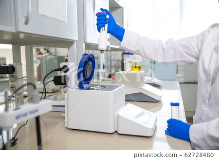 Refractometer in a chemical laboratory, good lighting Refractometer in a chemical laboratory, good lighting 62728480