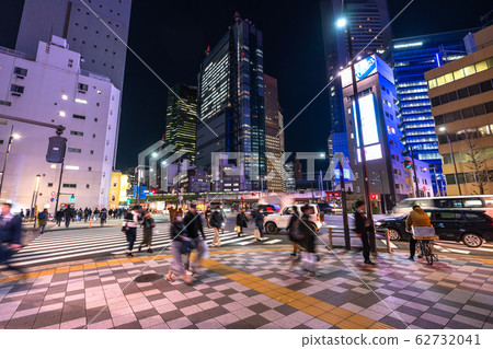<<Tokyo>> Tokyo business district, businessman returning home <<Tokyo>> Tokyo business district, businessman returning home 62732041