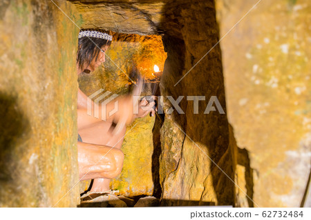 Inside the tunnel of Ikuno Ginzan 62732484