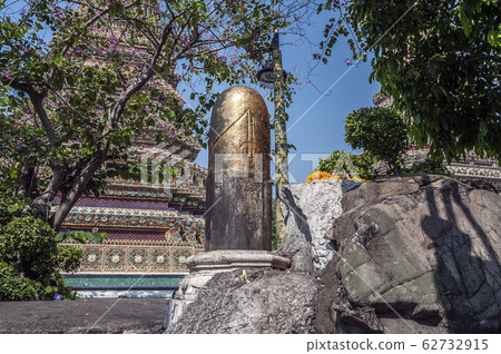 Thailand, Bangkok. Temple of the Reclining Buddha Thailand, Bangkok. Temple of the Reclining Buddha 62732915