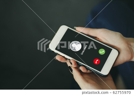 Incoming call from unknown phone number Incoming call from unknown phone number 62755970