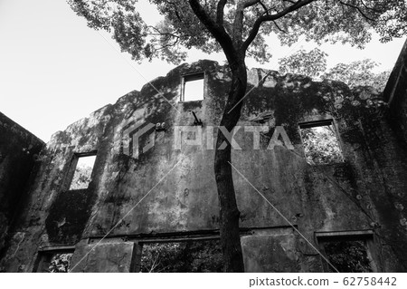 魚雷發射試驗場遺跡單色[長崎縣東園野郡] 62758442