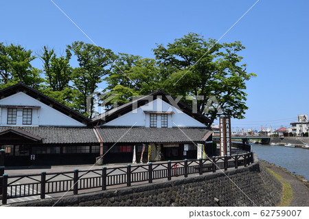 Yamai warehouse zelkova tree lined trees Yamai warehouse zelkova tree lined trees 62759007