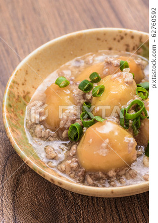 Potato soro bean paste 62760592