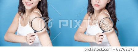 skin moisturizing care concept skin moisturizing care concept 62762175