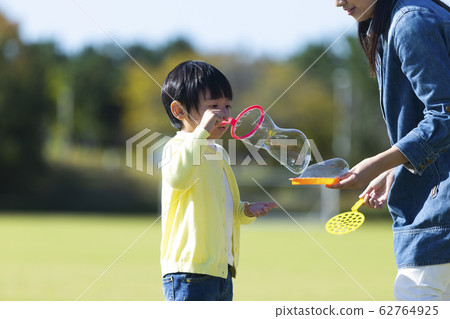 親子肖像 62764925