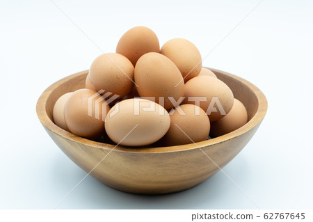 Fresh eggs Fresh eggs 62767645
