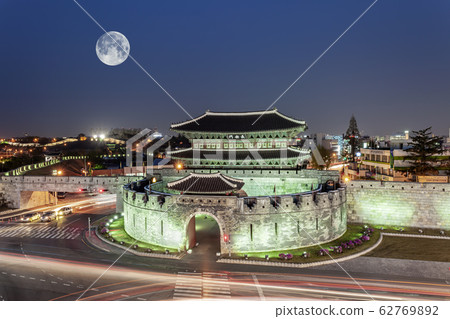 水原華城 62769892