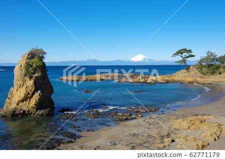 View of Mt. Fuji from Akiya / Tateishi coast (Yokosuka City, Kanagawa Prefecture) View of Mt. Fuji from Akiya / Tateishi coast (Yokosuka City, Kanagawa Prefecture) 62771179