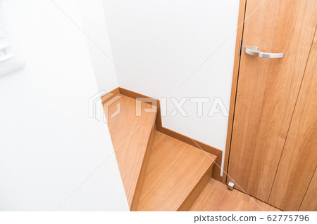 Staircase in a detached house Staircase in a detached house 62775796