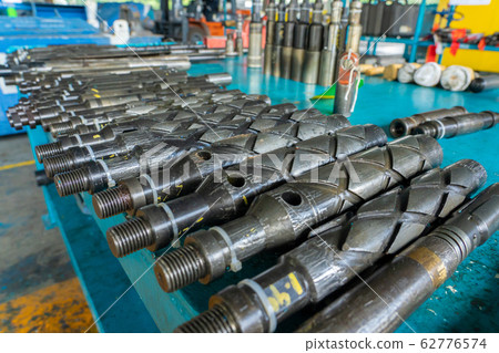 Wireline tools for oil and gas Wireline tools for oil and gas 62776574
