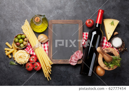 Italian cuisine food ingredients 62777454