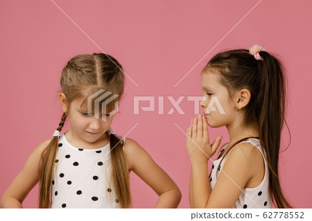 the two girlfriends quarreled. the two girlfriends quarreled. 62778552