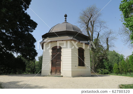 Gardens of Gudru Palace in connection with Elisabeth 62780320