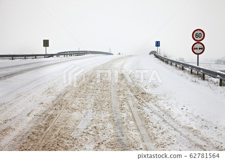 Snowy Highway Snowy Highway 62781564