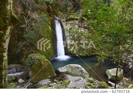 Shinsui Falls (Kozagawa-cho, Higashimuro-gun, Wakayama Prefecture) 62785716