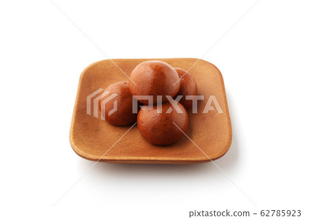 Manju bun Japanese sweets Japanese sweets White background 62785923