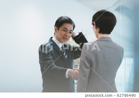 business shy businessman 62786490