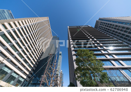Tokyo cityscape in Japan View of Otemachi and skyscrapers (Otemachi One, etc.) from Uchibori Street side = February 27, 2020 62786948