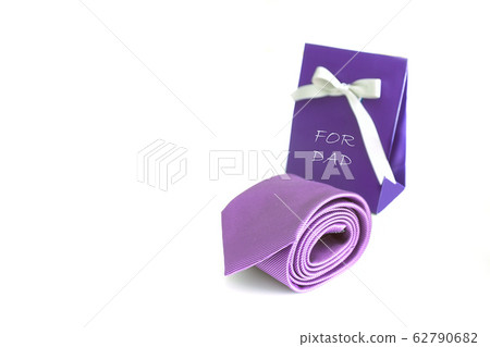 Father day  giving gift concept 62790682