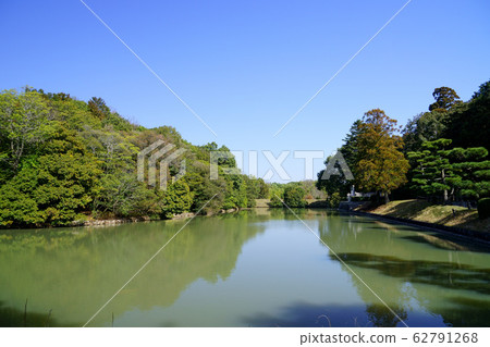 Emperor Tarin's Emperor Tomb-2 62791268
