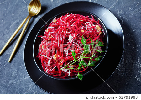 Diet beetroot salad of walnuts and cheese Diet beetroot salad of walnuts and cheese 62791988