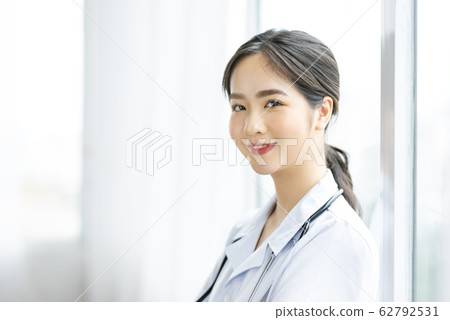 Female hospital medical Female hospital medical 62792531