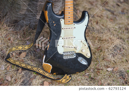  Electric guitar 62793124