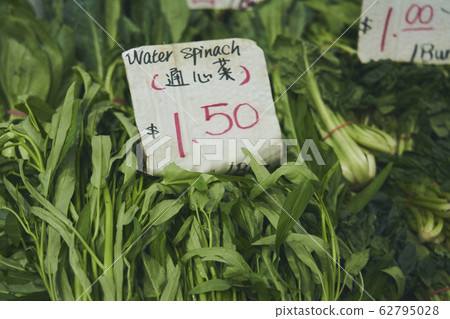 Melbourne market food 62795028