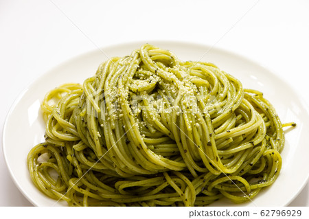 Spaghetti Genovese (large serving). (White plate, white background) 62796929