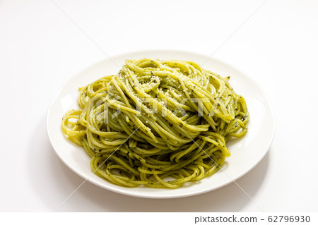 Spaghetti Genovese (large serving). (White plate, white background) 62796930