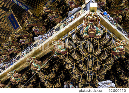 The arts of Yomeimon Gate at Toshogu Shrinea Temple. One of the most beautiful gates in Japan. UNESCO World Heritage Site, Nikko, Japan. 62800650