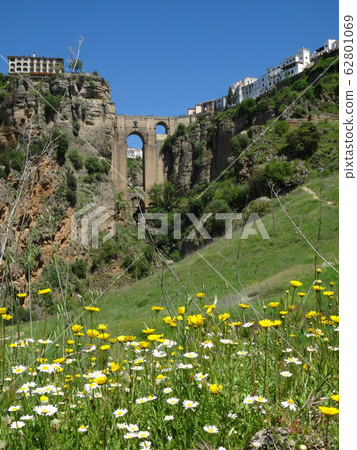 Nuevo Bridge in Ronda, Spain Nuevo Bridge in Ronda, Spain 62801069