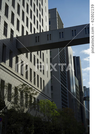 Building with access passage Building with access passage 62802139