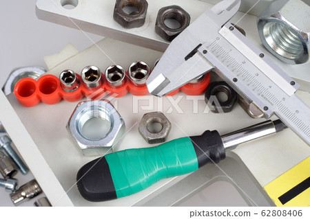 screwdriver, screw, nuts - industrial equipment 62808406