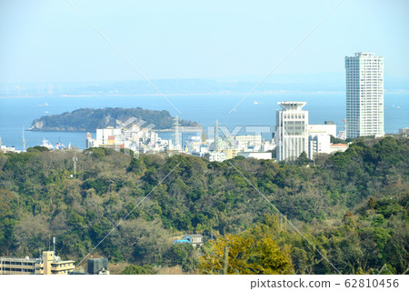橫須賀市西半町的猿島塚山公園風景 橫須賀市西半町的猿島塚山公園風景 62810456