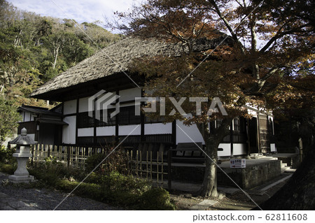 (Kanagawa Prefecture) Autumn Engaku-ji Temple, Buddhist ceremony hall @ autumn leaves (Kanagawa Prefecture) Autumn Engaku-ji Temple, Buddhist ceremony hall @ autumn leaves 62811608