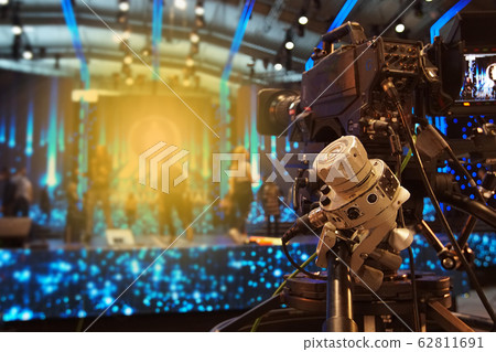 Video DSLR Camera social network live recording on Video DSLR Camera social network live recording on 62811691