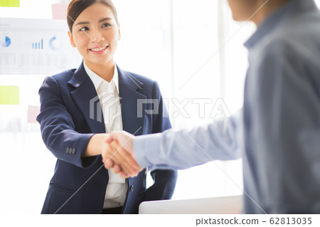 Business Beauty Report Success Negotiation 62813035