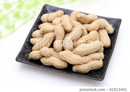 一個花生 62813402