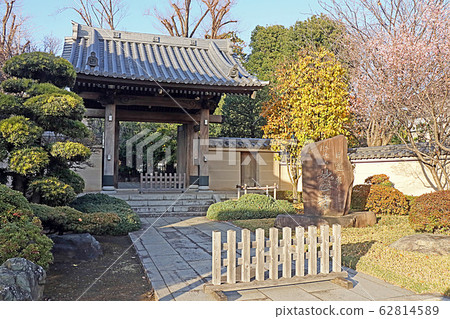 Myth temple 62814589