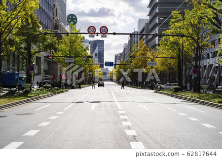 大阪心齋橋，禦堂筋秋天的風景 62817644