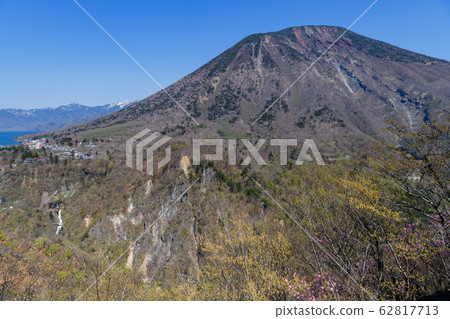 Male mountain of spring 62817713